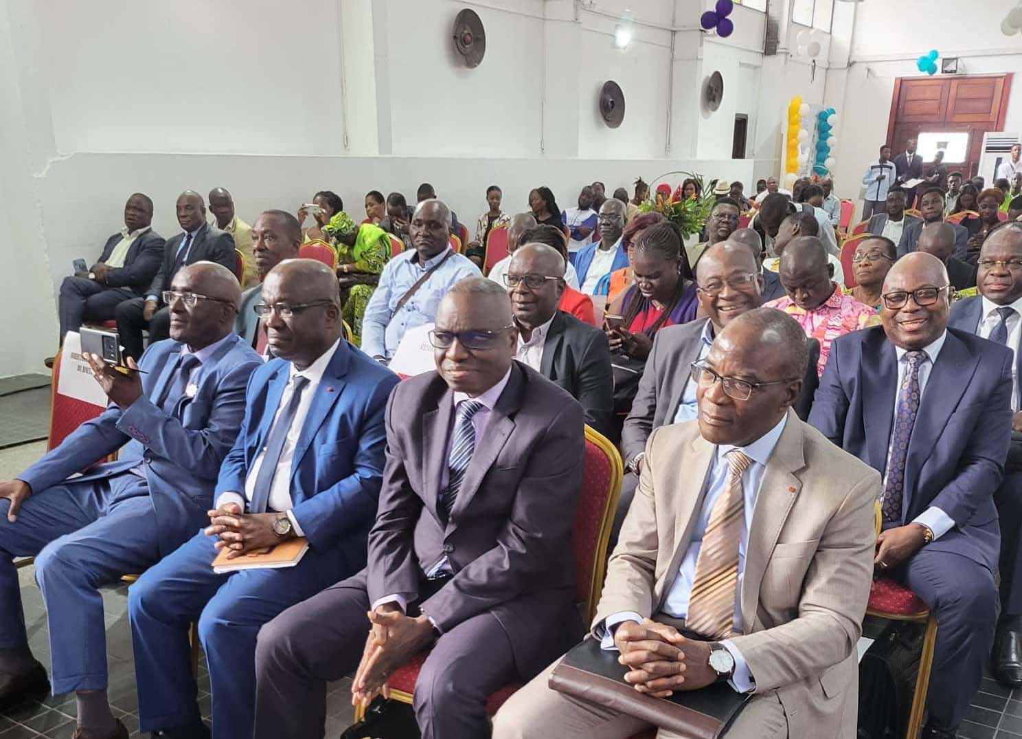 Remise de diplôme aux diplômé EAMAU de la Côte d’Ivoire